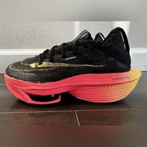 Wmns Air Zoom Alphafly Next% 2 Sz 6.5 DN3559 001 Black/Topaz Gold